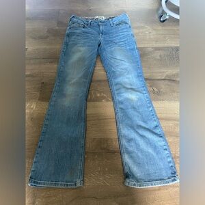 28r ariat jeans